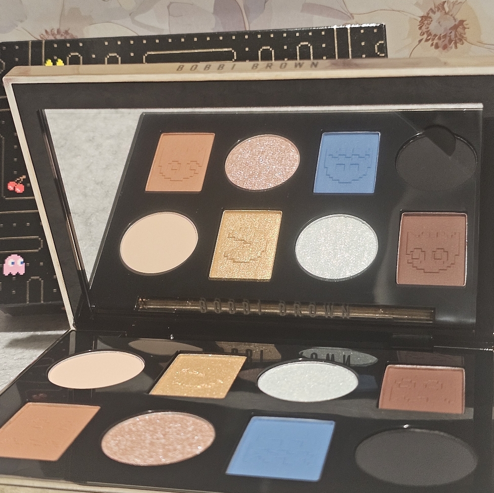 Bobbi Brown PAC-MAN Power Play Eye Shadow Palette Limited Edition NEW in Box - Picture 2 of 7